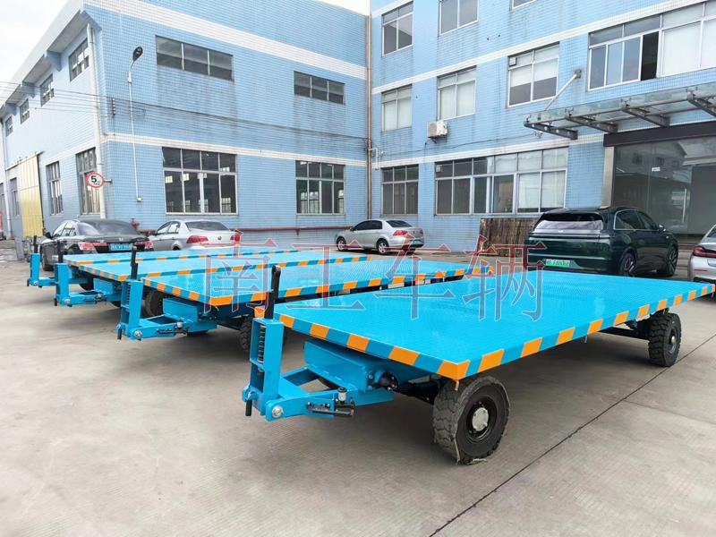 6吨半岛（中国）一站式服务平台蓝色 带减震带刹车工具拖车