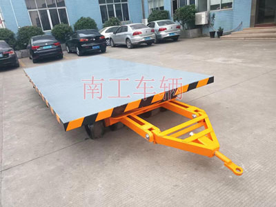 10吨中型牵引半岛（中国）一站式服务平台3I.jpg
