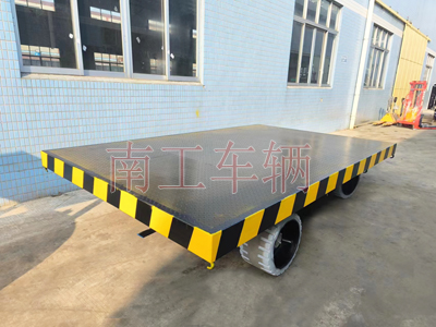 30吨重型半岛（中国）一站式服务平台 环保实心轮胎2I.jpg